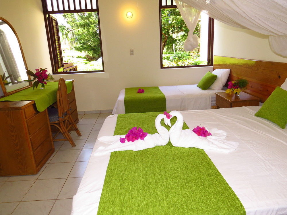 El Pelicano Apart-Hotel Las Galeras Exterior foto